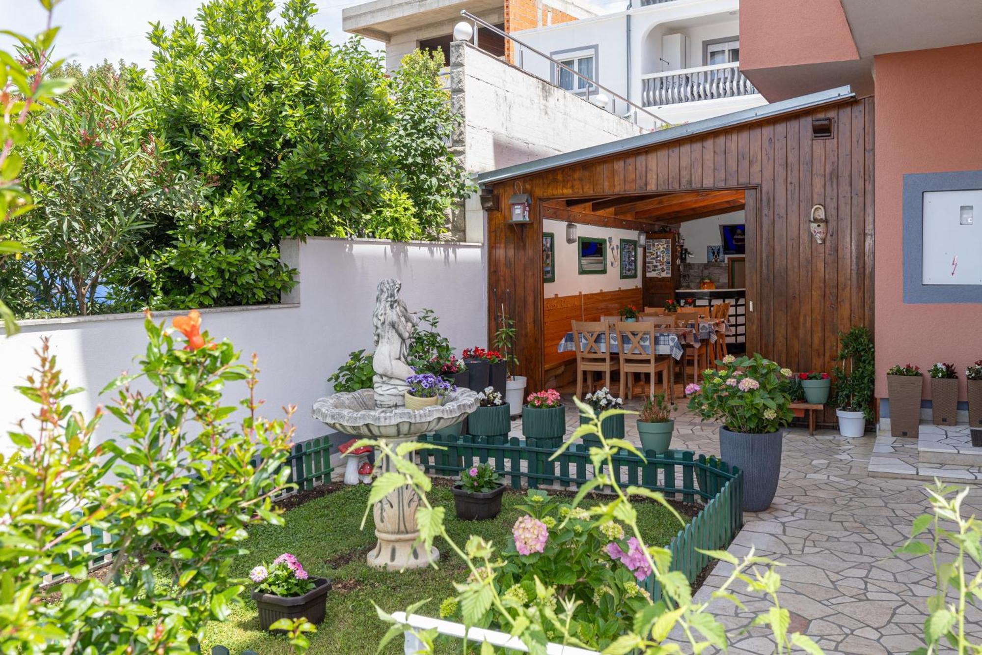Apartments Mikanovic Crikvenica Exteriér fotografie
